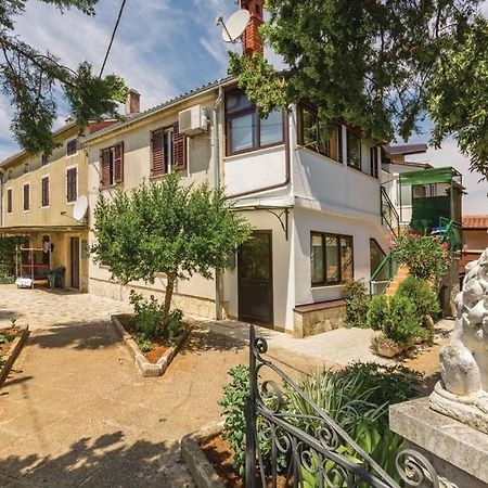 Apartments With A Parking Space Novigrad - 14408 Exterior photo